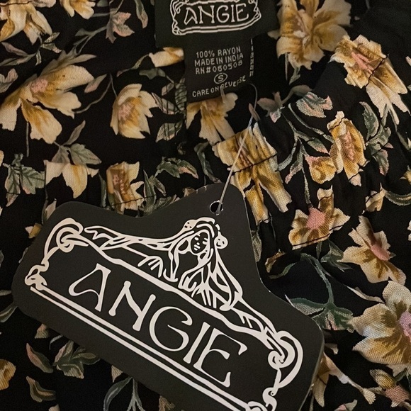 Angie | Women's Floral Jogger Pants | Size S - Picture 5 of 6